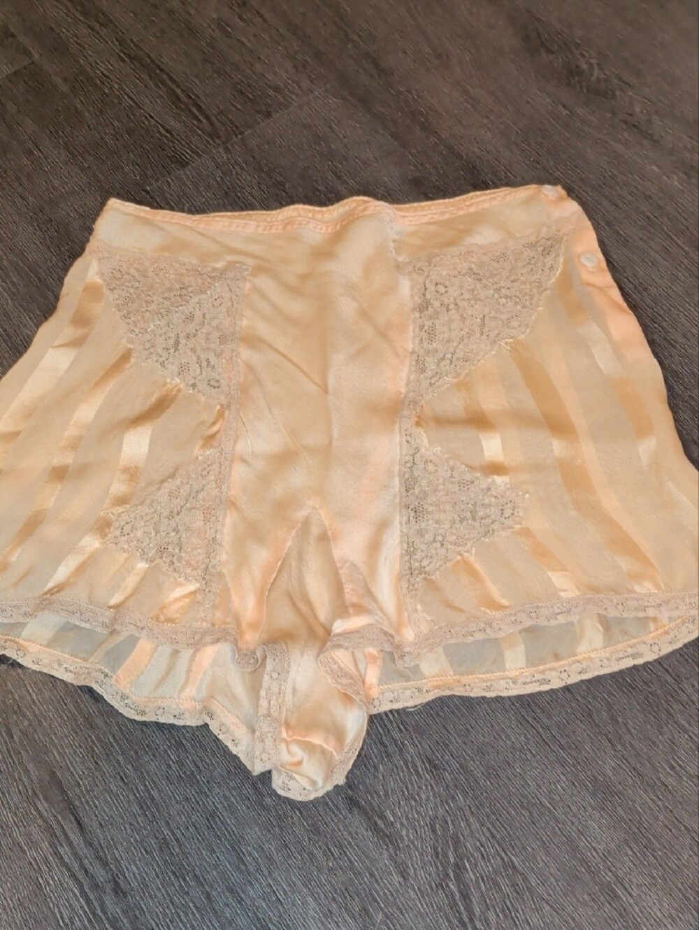 Antique 1920s 30s Silk Tap Pants Peach French Knickers Side Button Art Deco - Picture 12 of 16